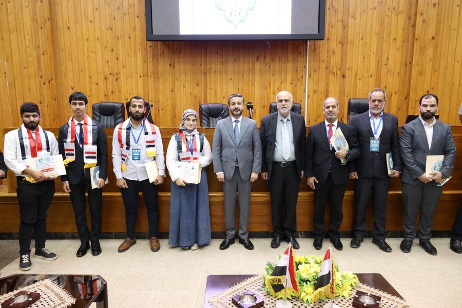 You are currently viewing Dr. Al-Aboudi Honors Winners of Qur’anic Competition at Al-Nahrain University, With Participation of Dormatory’s Students in Ramadan Iftar Banquet