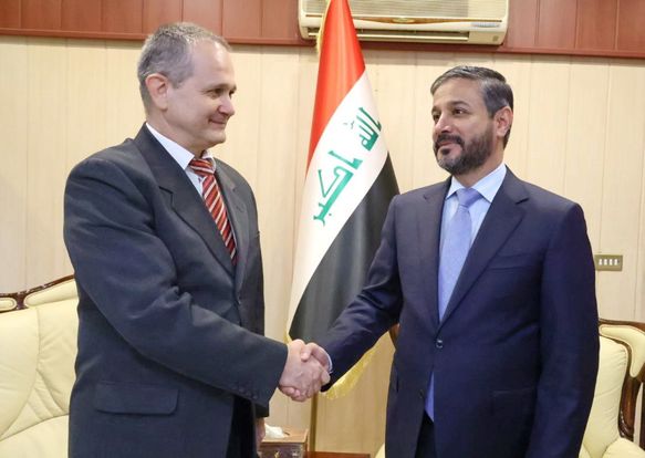 You are currently viewing Dr. Al-Aboudi Receives Official Invitation to Visit Republic of Hungary, His Excellency Confirms Progress of Academic Cooperation & Global Partnerships
