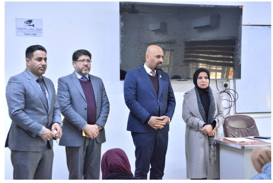 Read more about the article Dean of Applied Medical Sciences Follows Up on Examination Procedures Accompanied by the Vice Deans for Scientific and Administrative Affairs