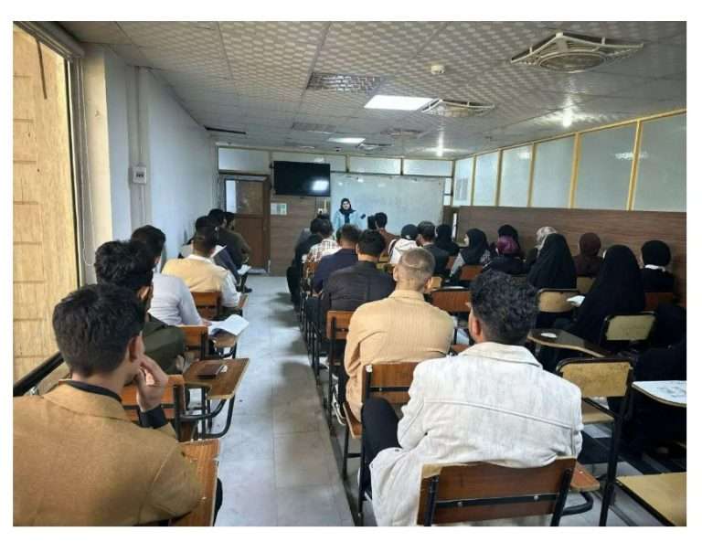 Read more about the article جامعة كربلاء تنظم محاضرة توعوية عن ظاهرة انتشار التجنيد