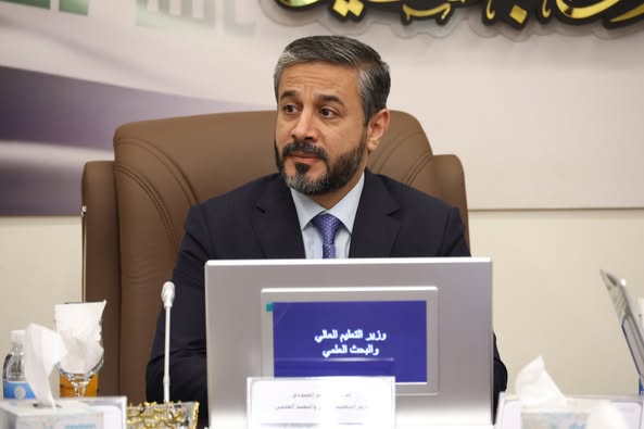 Read more about the article وزير التعليم يتابع الاستعدادات لافتتاح كليتي التميز والذكاء الاصطناعي في جامعة بغداد