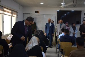 Read more about the article رئيس جامعة كربلاء يتفقد سير الامتحانات النهائية في كلية العلوم الطبية التطبيقية