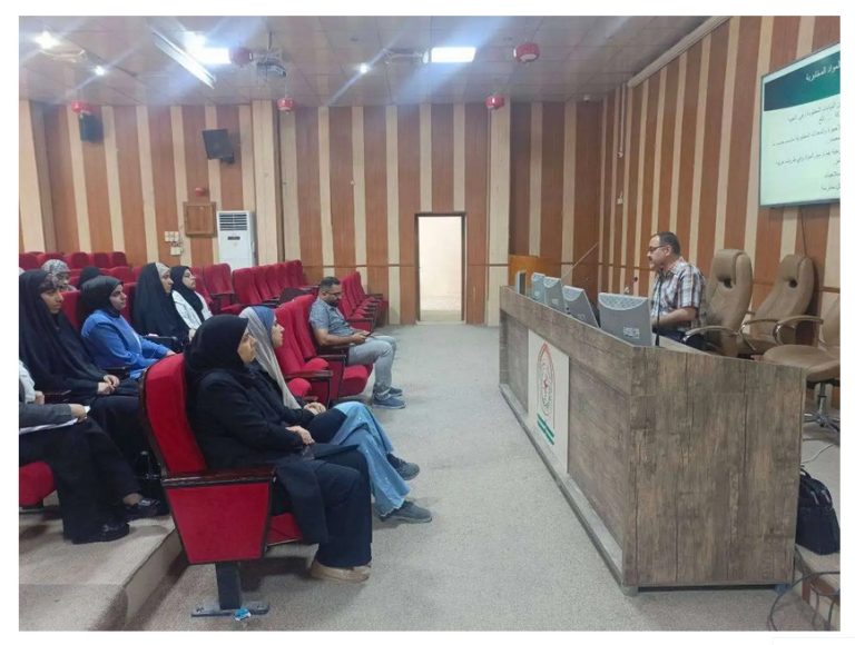 Read more about the article جامعة كربلاء تنظم دورة عن الطرائق الإجرائية بالمختبرات التعليمية