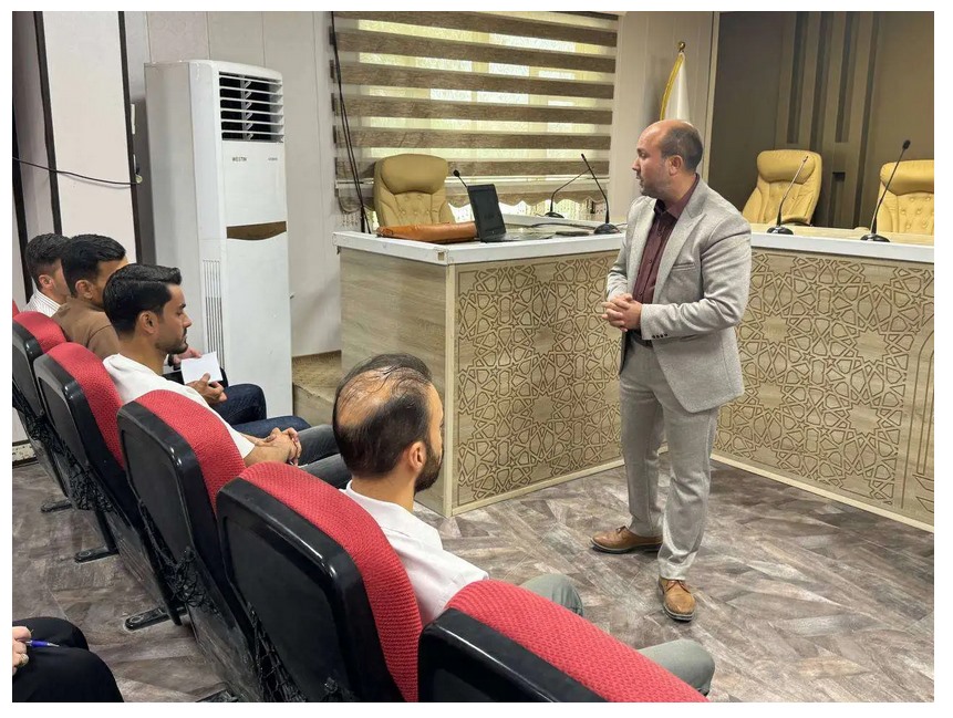 You are currently viewing تطوير المهارات الادارية والمالية في دورة تدريبية بجامعة كربلاء