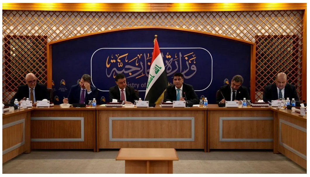 You are currently viewing ممثلا عن التعليم … رئيس الجامعة يحضر اجتماعا تشاوريا في وزارة الخارجية لتعزيز التعاون العلمي مع كوريا الجنوبية