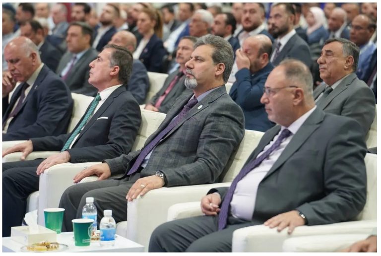 Read more about the article رئيس الجامعة يشارك في مؤتمر منصة التعليم العالي