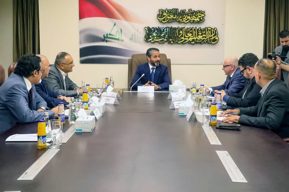 Read more about the article وزير التعليم يترأس اجتماعا تحضيريا لافتتاح كليتي التميز والذكاء الاصطناعي في جامعة بغداد