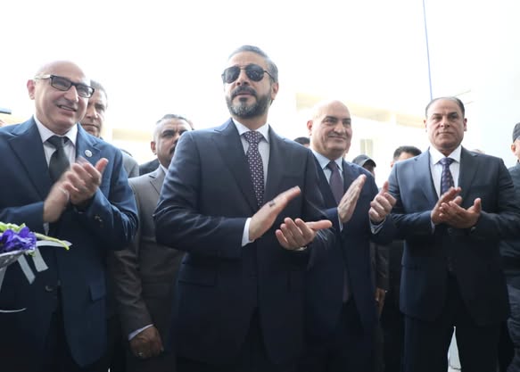 Read more about the article في استحداث استراتيجي يواكب تحولات المعرفة العالمية .. وزير التعليم يفتتح كليتي التميز والذكاء الاصطناعي في جامعة بغداد