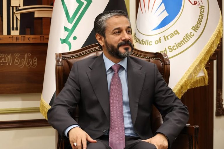 Read more about the article استحداث كلية طب البتول في جامعة الموصل .. وزير التعليم يطلق فرصا جديدة للطلبة في القبول المركزي 2026/2025