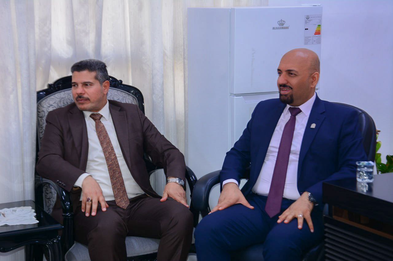 You are currently viewing مساعد رئيس جامعة كربلاء للشؤون الادارية يتفقد البنى التحتية في كلية العلوم الطبية التطبيقية
