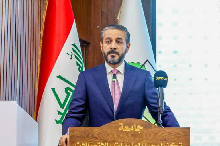 Read more about the article وزير التعليم يقرر معالجة حالات الطلبة المرقنة قيودهم المعادين إلى مقاعد الدراسة