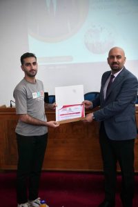 Read more about the article كلية العلوم الطبية التطبيقية تقيم حفل تكريم الطلبة الأوائل