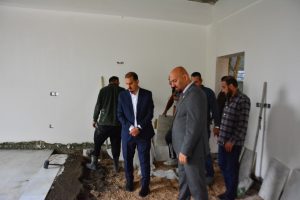 Read more about the article عميد كلية العلوم الطبية التطبيقية يتفقد البنى التحتية ويوجه بتسريع وتيرة الإنجاز