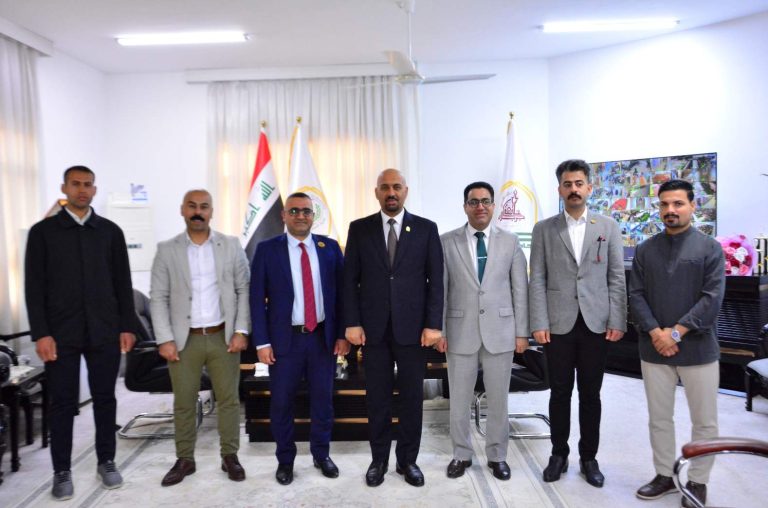 Read more about the article كلية العلوم الطبية التطبيقية تطلق ندوة حوارية حول الابتزاز الإلكتروني والتطرف العنيف بالتعاون مع أمن كربلاء